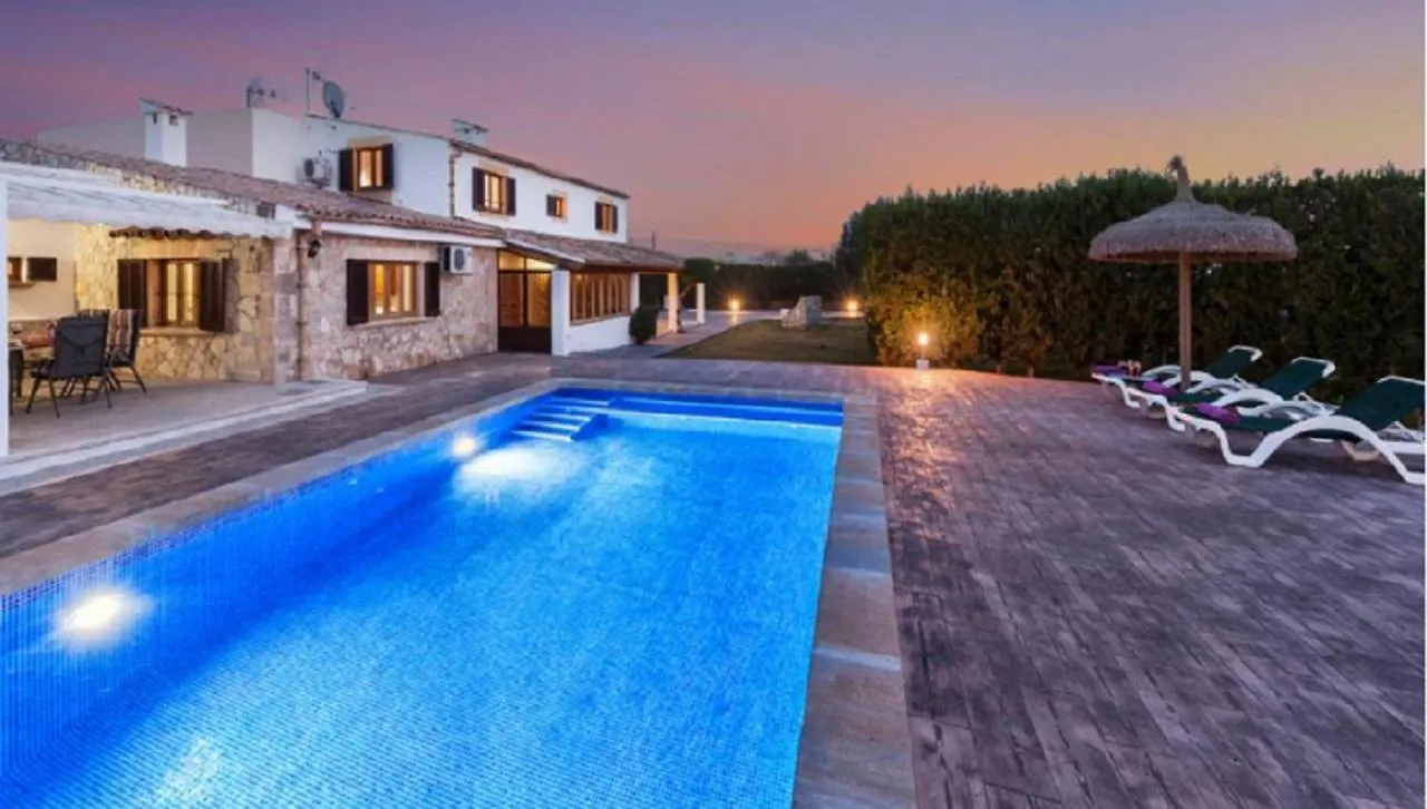 Villa Can Serra 포엔샤 항구 스페인